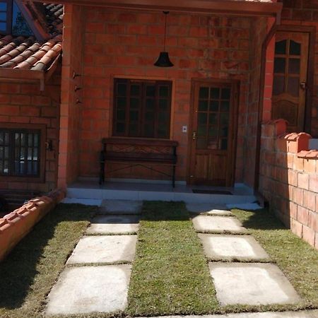 Chalé Quiririm Santo Antônio do Pinhal Esterno foto
